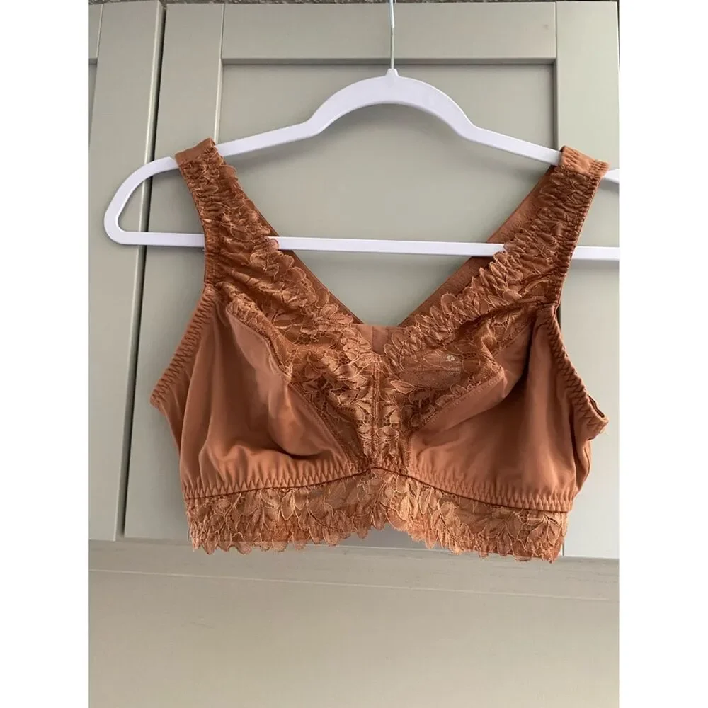 Breezies Lace-Trim Wireless Bralette Size Large